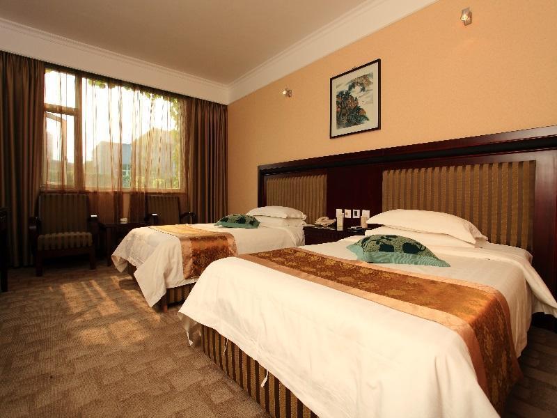 Emeishan Huasheng Hotel ภายนอก รูปภาพ